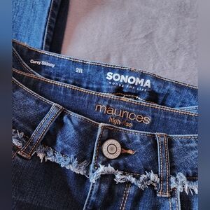 2 Curvy Jeans